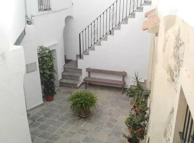 Ave Maria 5 * Tarifa